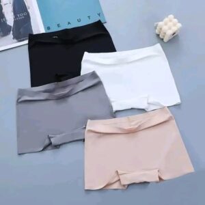 seamless silk hotpants