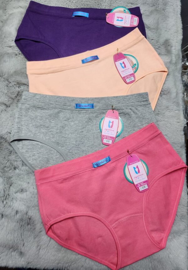 Full-coverage teen cotton panties